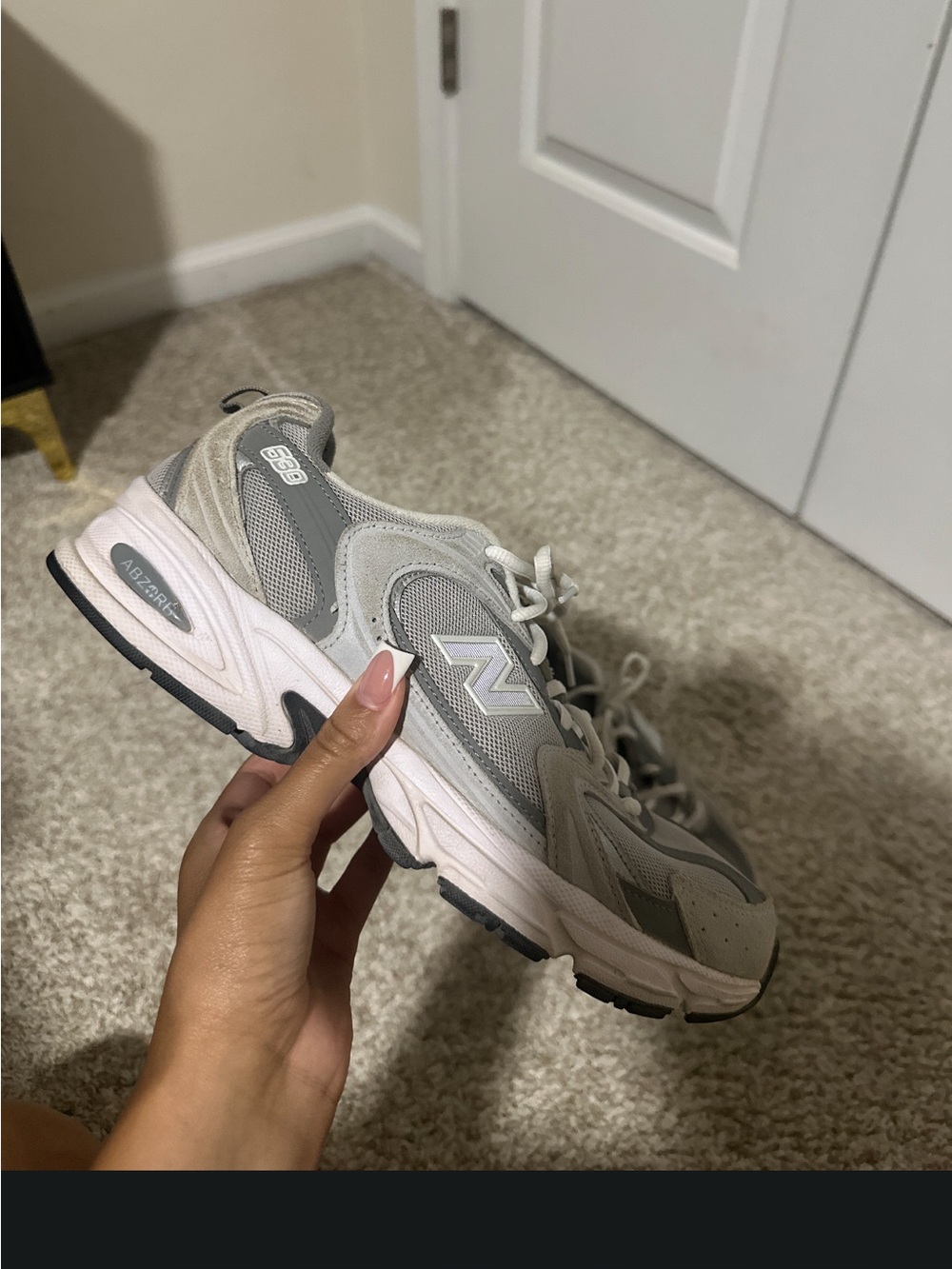 New Balance Women's Light Gray and White 530 Running Sneakers